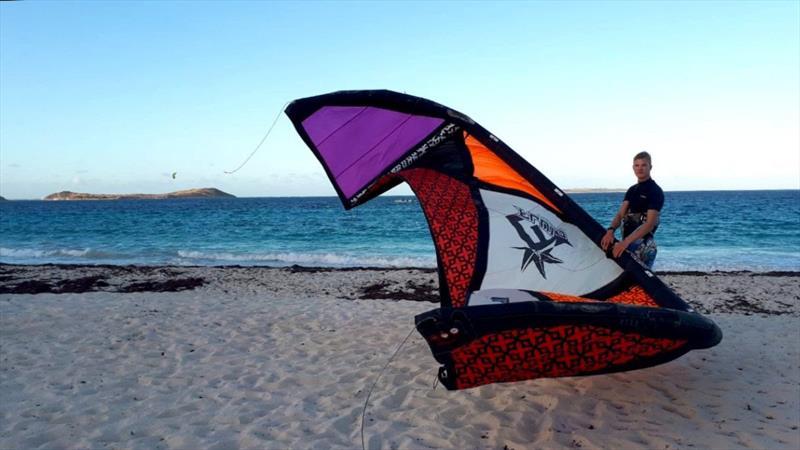 Mathijs Detering with his spare kite that Justin Pieterse now uses photo copyright Sacha van der Wouden taken at  and featuring the Kiteboarding class