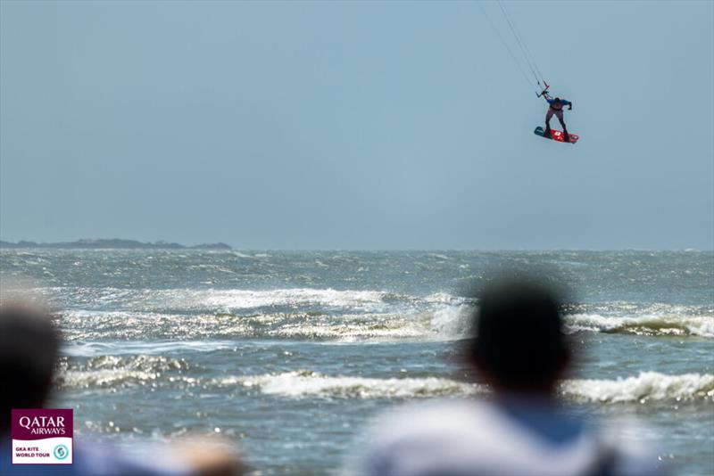 GKA Freestyle-Kite World Cup Colombia day 2 photo copyright Andre Magarao taken at  and featuring the Kiteboarding class