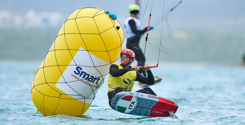 Adding another win in the scoreline, Riccardo Pianosi [ITA] looks unstoppable in the gold fleet - 2025 Formula Kite European Championships - photo © IKA Media / Robert Hajduk