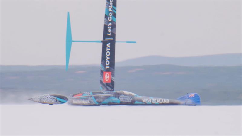 Emirates Team NZ - World wind powered speed record - Lake Gairdner - December 2022 - photo © Emirates Team NZ