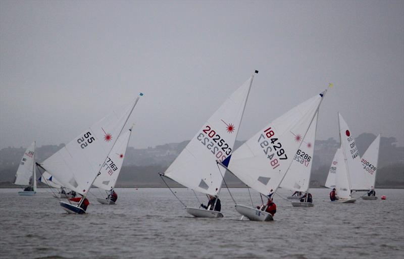 Day 2 of the Icicle Series at Highcliffe  - photo © Sarah Desjonqueres