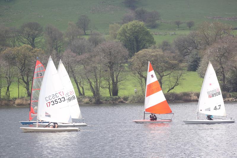 Derbyshire Youth Sailing at Combs - photo © Andrew Morbey