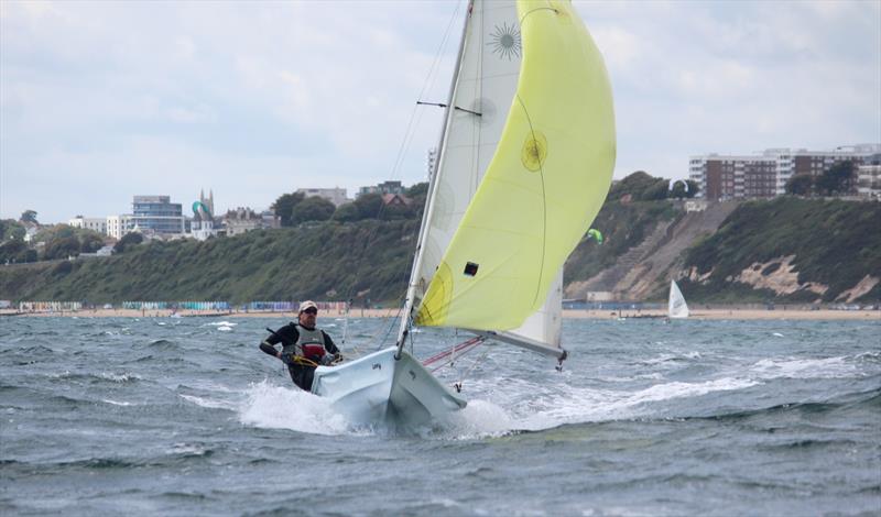 Highcliffe Sailing Club Pier Race - photo © Sarah Desjonqueres