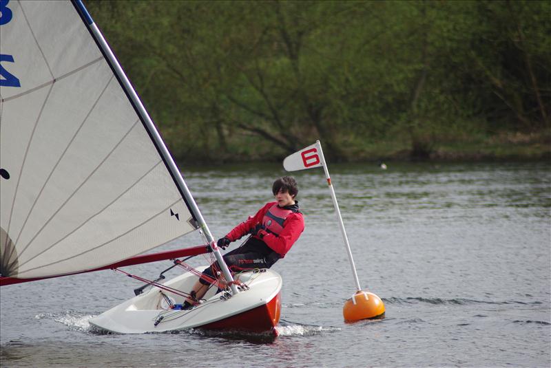 The Lightning 368 season starts at Hillingdon photo copyright Emma Dodd taken at Hillingdon Outdoor Activities Centre and featuring the Lightning 368 class