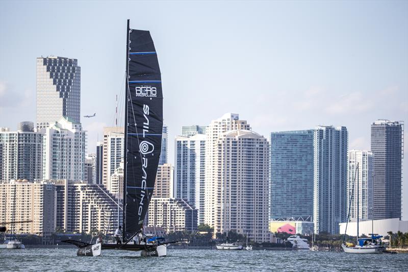 M32 Gold Cup in Miami day 1 - photo © Jan Söderström