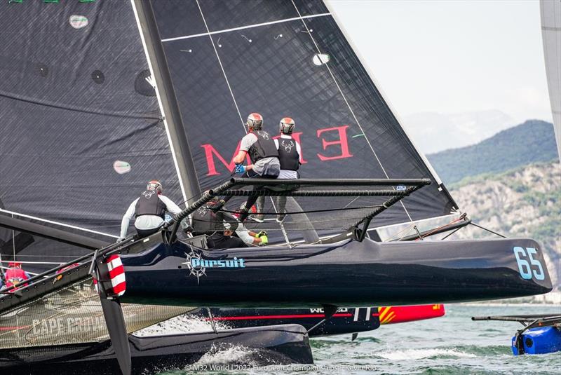 Team Pursuit with skipper Bill Ruh sending it on Lake Garda - M32 European Championships 2022 - photo © M32 World / Kevin Rio