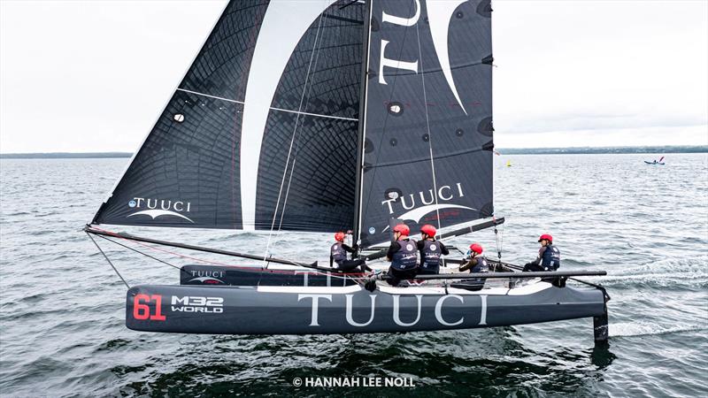 Cy Thompson, Tom Burton, C.T. Olander, John Wallace, and Charlie McHugh lead the fleet at the M32 World Championship - photo © Hannah Lee Noll