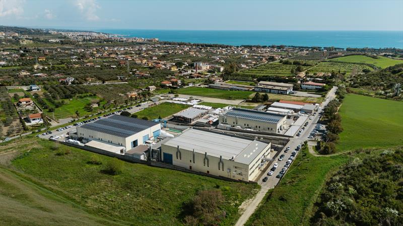 Aschenez Holding completes the acquisition of 100% of Aschenez Srl - photo © Invictus Yacht