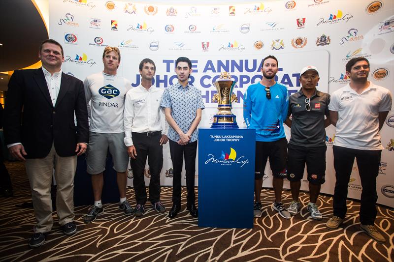 YAM Tunku Abdul Jalil Iskandar ibni Sultan Ibrahim was accompanied by James Pleasance during the unveiling of the new trophy - photo © Robert Hajduk / AWMRT