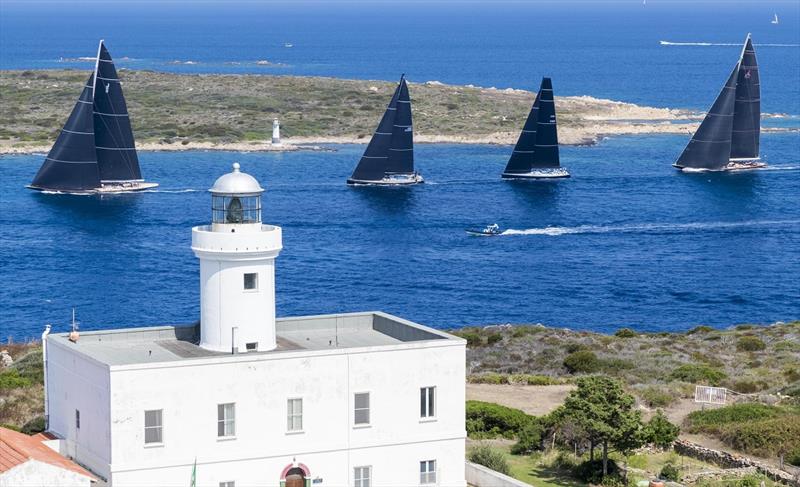 Js dwarf a Swan 90 and a Reichel Pugh 84 entering 'Bomb Alley' - Maxi Yacht Rolex Cup - photo © ROLEX / Studio Borlenghi