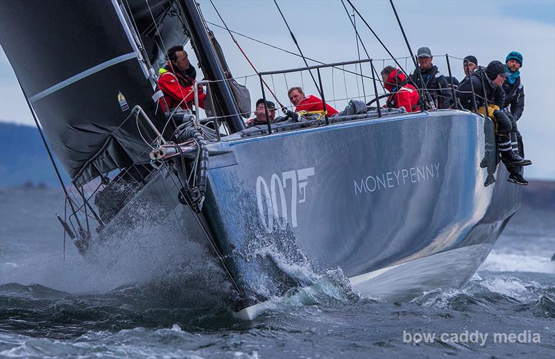 Moneypenny powers up the Derwent - photo © Bow Caddy Media