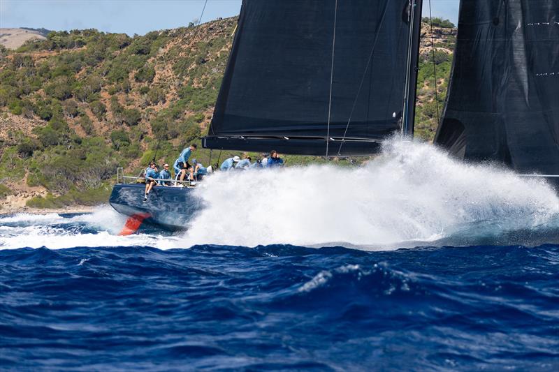 A wet ride on the monohull record-setter Leopard 3 - photo © Arthur Daniel / RORC