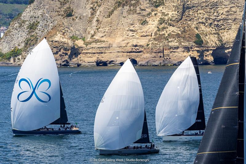 Kallima and Fra Diavolo lead Maxi 3 away from the Naples start - photo © Tre Golfi Sailing Week / Studio Borlenghi