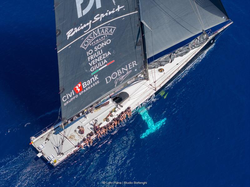 The lightweight, dart-like 100ft ARCA SGR excelled in the light conditions - photo © Loro Piana / Studio Borlenghi