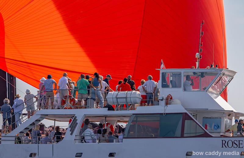Spectator close up - photo © Bow Caddy Media