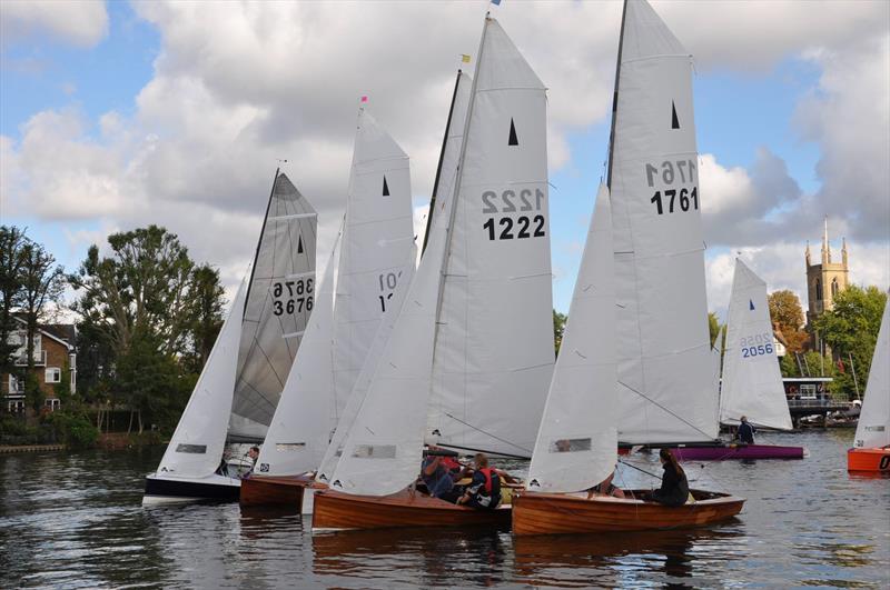 Merlin Sail Merlin Rocket Vintage & Silver Tiller Weekend at Hampton Sailing Club