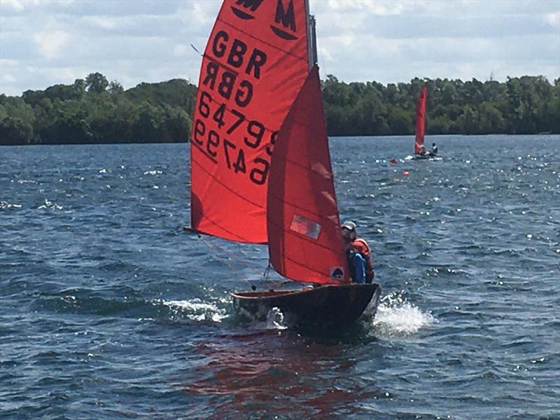 Mirror weekend at Hunts photo copyright Andy Start & Alison Ince taken at Hunts Sailing Club and featuring the Mirror class