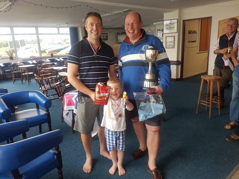 Fun and games at the Blithfield SC Club Regatta - photo © Tim Male