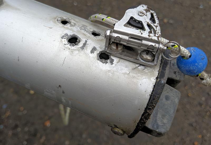 Signs of aluminium mast wear: The mast step and turning blocks - photo © Mark Jardine