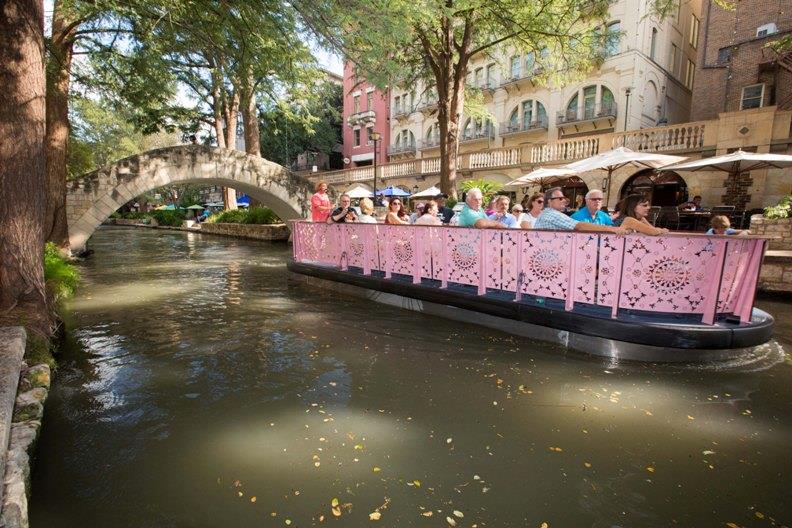 Torqeedo - San Antonio Riverwalk - photo © Steve Yeatts (Rhodes Comm)