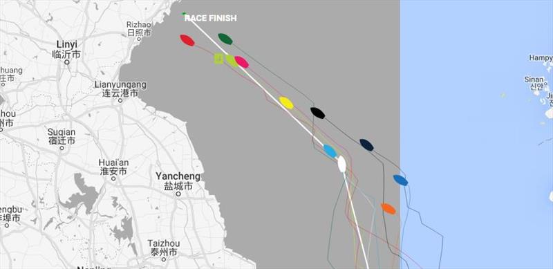 Current positions – Clipper Round the World Yacht Race 8: The Sailing City Qingdao Cup, Day 10 photo copyright Clipper Race taken at 