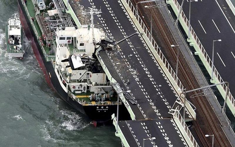 Coastal oiler slams into bridge to Osaka airport photo copyright AP taken at 