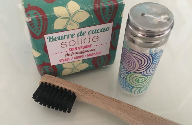 Refillable natural floss, a bamboo toothbrush, and solid cocoa butter - photo © Gael Pawson
