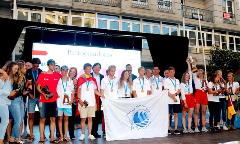 Podium teams in the U19 Open, U19 Women, U17 Open and U17 Women - photo © Event Media