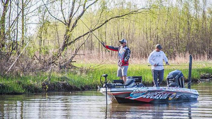 Strike King Slither Rig - photo © FLW