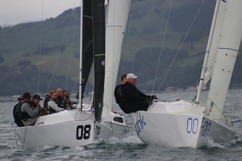 Slam Dunk squeezes the fleet approaching the top mark photo copyright Elliott 5.0 Association taken at Napier Sailing Club