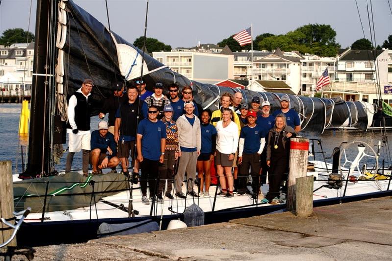 OC86 sets Bayview Mackinac Race Shore Course record - photo © Element Photography / www.photoelement.com