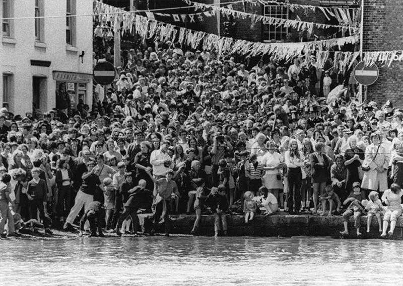 Thousands of well-wishers crowded the Hamble waterfront when Chay Blyth returned home, - photo © Chay Blyth Archive / PPL