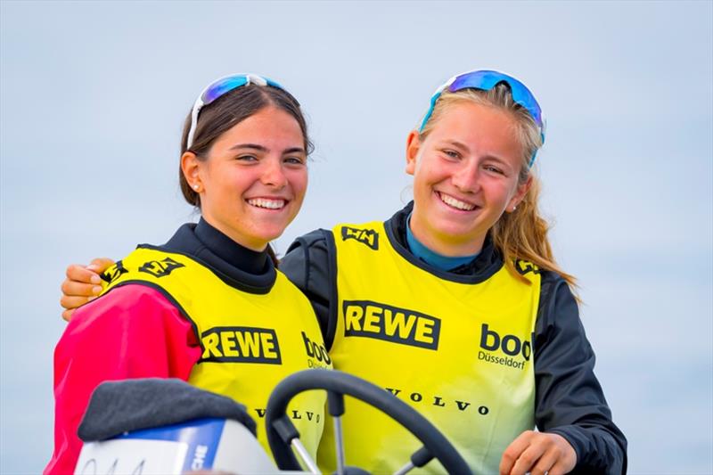 You can't get more radiant than that: World Championship sixth, Kieler Woche winners and qualified for the ISAF Worlds: the 420 team of Lilli Zellmer (left) and Franziska Steinlein. - photo © Sascha Klahn