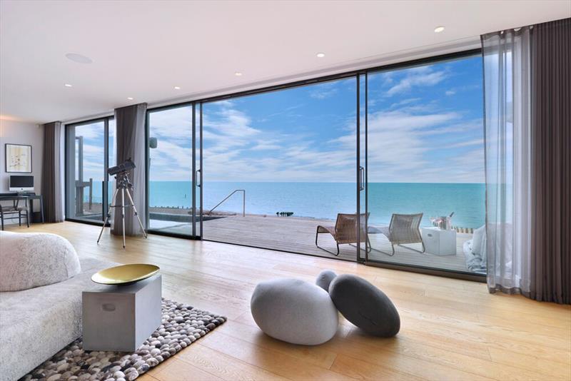 ThirdHome beachside property in Brighton, UK - photo © Storylines