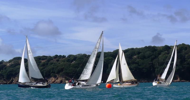 Class 3 Windward Mark photo copyright William Harris taken at 