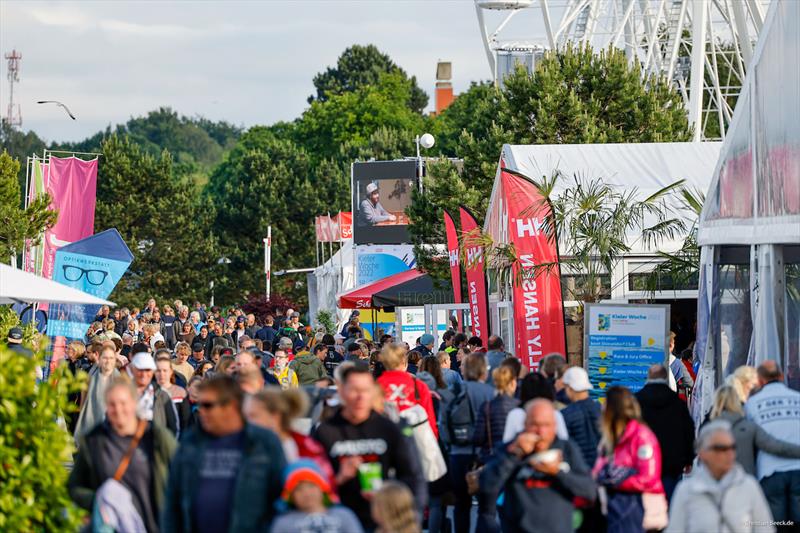 Sailors as guests like the event area in Schilksee a lot during Kiel Week regatta. - photo © ChristianBeeck.de / Kieler Woche