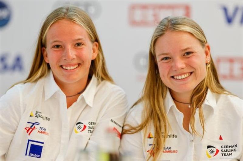 Marla Bergmann (l.) and Hanna Wille are looking forward to Kiel Week 2023 - photo © Christian Beeck