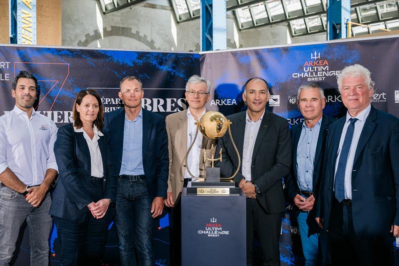 Arkea Ultim Challenge Brest - 200 until the start gun - photo © Jean-Louis Carli