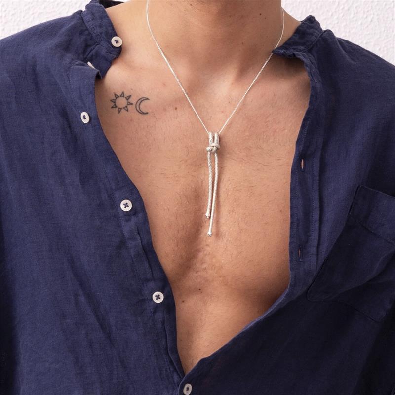 Artisanal-made Ballestrinque Nautical Knot Pendant - photo © Angela Lago