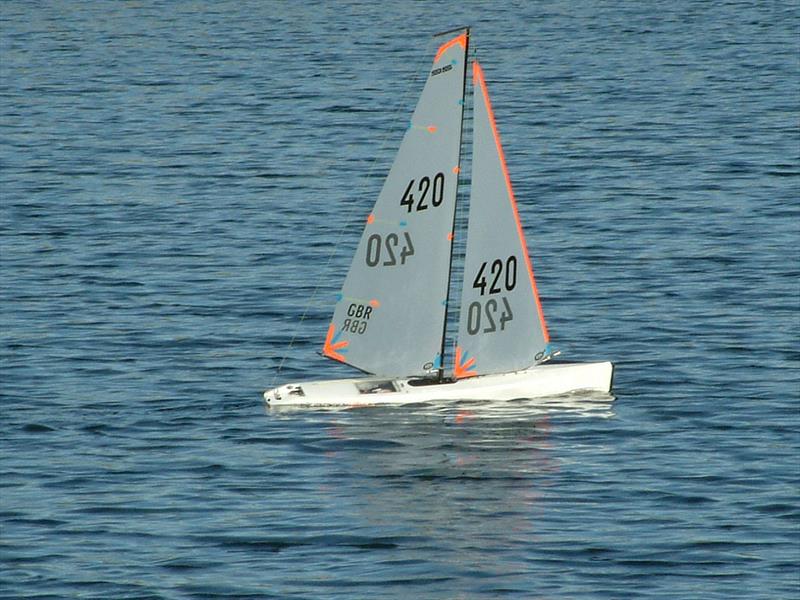 dragon 95 rc sailboat
