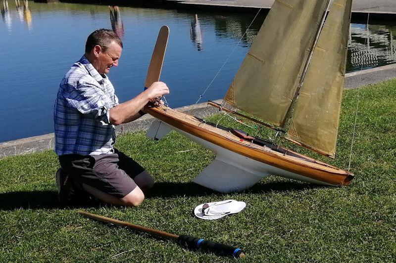  Marblehead Vane for the 'Bill the Milk Trophy' at Fleetwood photo copyright Tony Wilson taken at Fleetwood Model Yacht Club and featuring the Model Yachting class