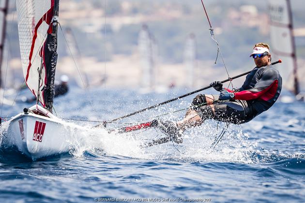 ACO 8th Musto Skiff Worlds day 4 photo copyright Bernardí Bibiloni / www.bernardibibiloni.com taken at Club Nàutic S'Arenal and featuring the Musto Skiff class