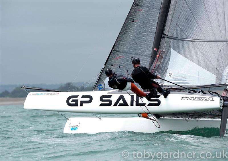 Solent Forts Race 2016 - photo © Toby Gardner / www.tobygardner.co.uk