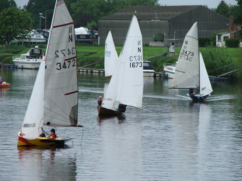 Light winds of day two of the Naburn Paddle at Yorkshire Ouse photo copyright Jennie Clark taken at Yorkshire Ouse Sailing Club and featuring the National 12 class
