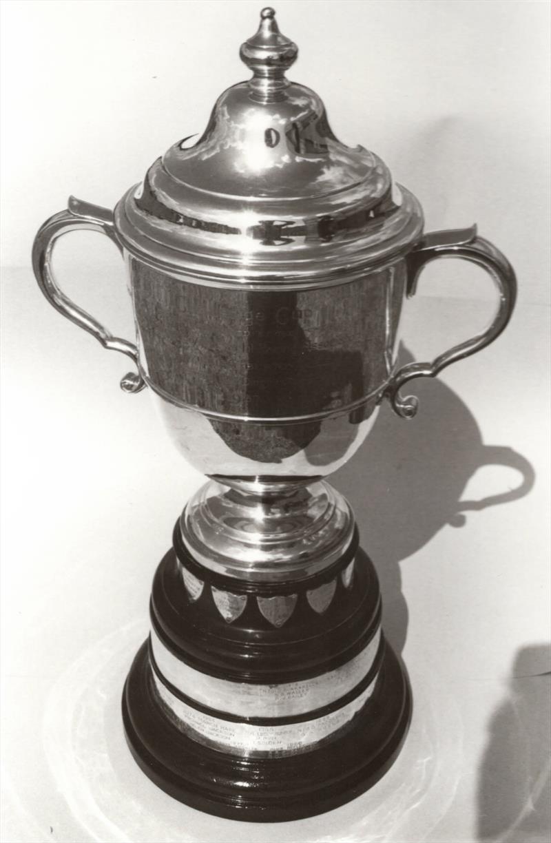 The Burton Cup photo copyright National Twelve Owners' Association taken at Felixstowe Ferry Sailing Club and featuring the National 12 class