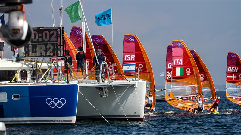 Start Womens RS:X Medal Race - Tokyo2020 - Day 7- July, 31, - Enoshima, Japan photo copyright Richard Gladwell - Sail-World.com/nz taken at  and featuring the RS:X class