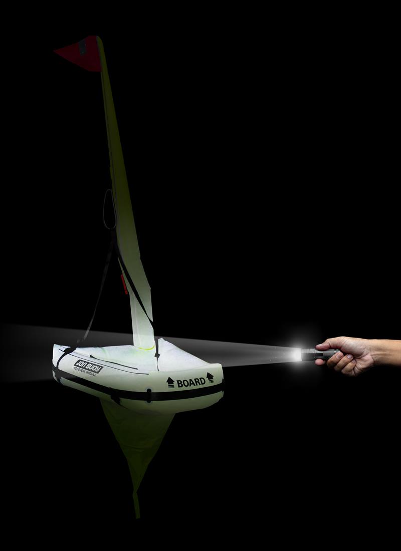 Glo-lite torch - photo © Ocean Safety