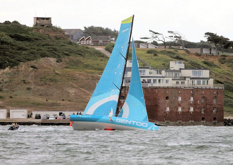 The 2023 Round the Island Race fleet pass through the Hurst narrows - photo © Sam Jardine