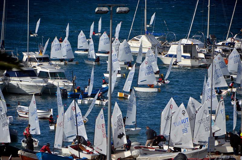 Palam's Optimist Trophy day 1 photo copyright www.AlfredFarre.com / CV Palamos taken at Club de Vela Palamos and featuring the Optimist class