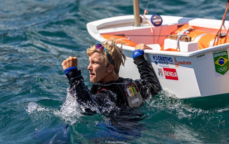 Brazilian Alex Di Francesco Kuhl wins the 2021 Optimist World Championship photo copyright Zerogradinord taken at Fraglia Vela Riva and featuring the Optimist class